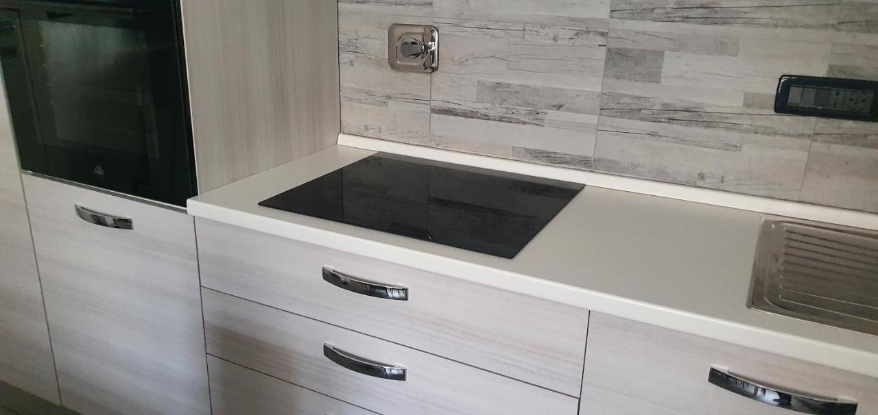 La Maison Di Aurora Apartment Орбасано Екстериор снимка